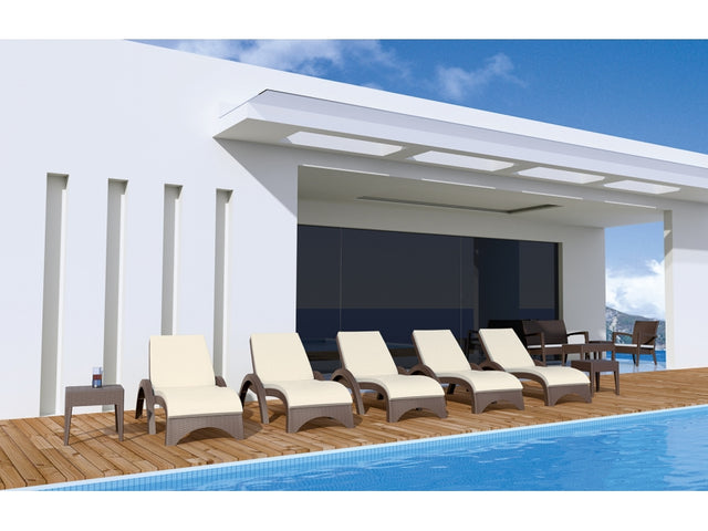 Fiji Sunlounger
