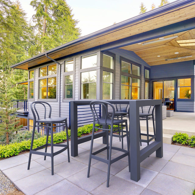 5 Piece Outdoor Bar Table Setting with Victor Barstools