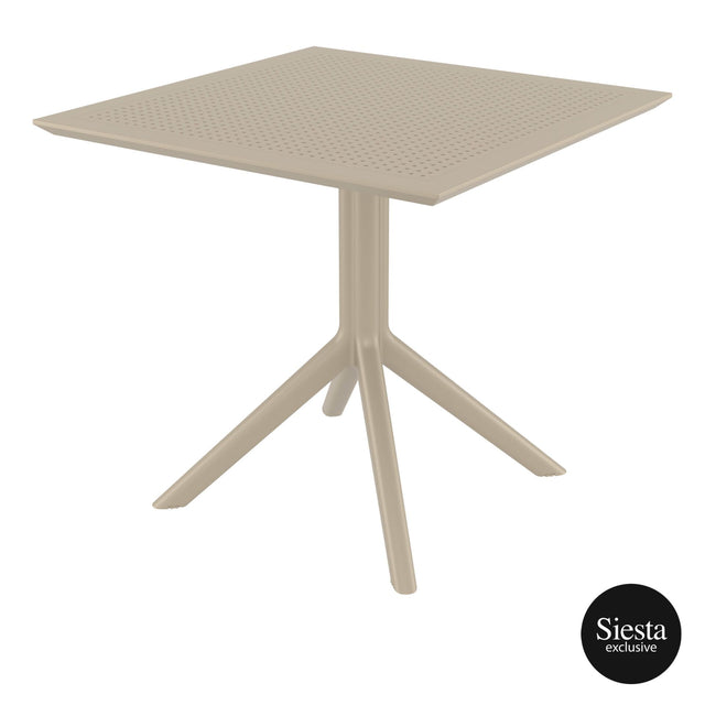 Sky 3 Seat Outdoor Table Setting